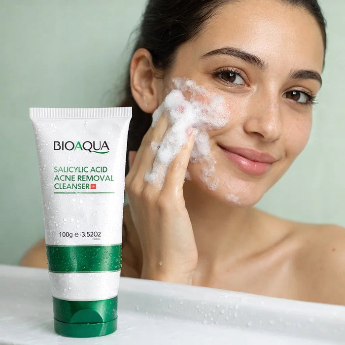 ג׳ל פנים לניקוי עמוק