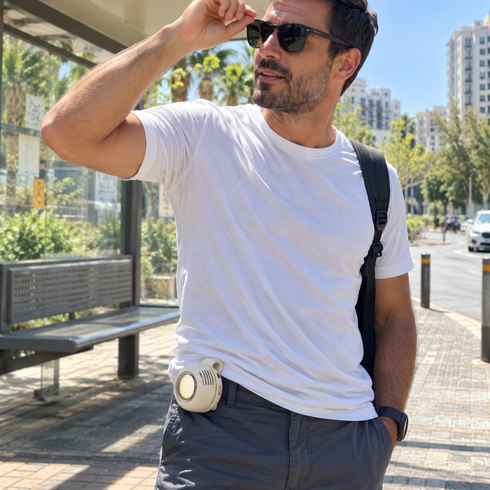 מאוורר מותניים נייד וקל משקל עם תפס סיליקון מובנה